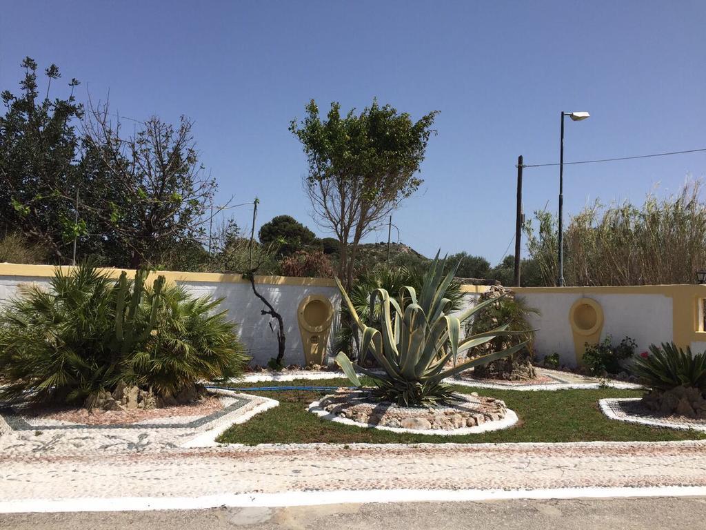 Mosaic Gardens Apartment Faliraki Bagian luar foto