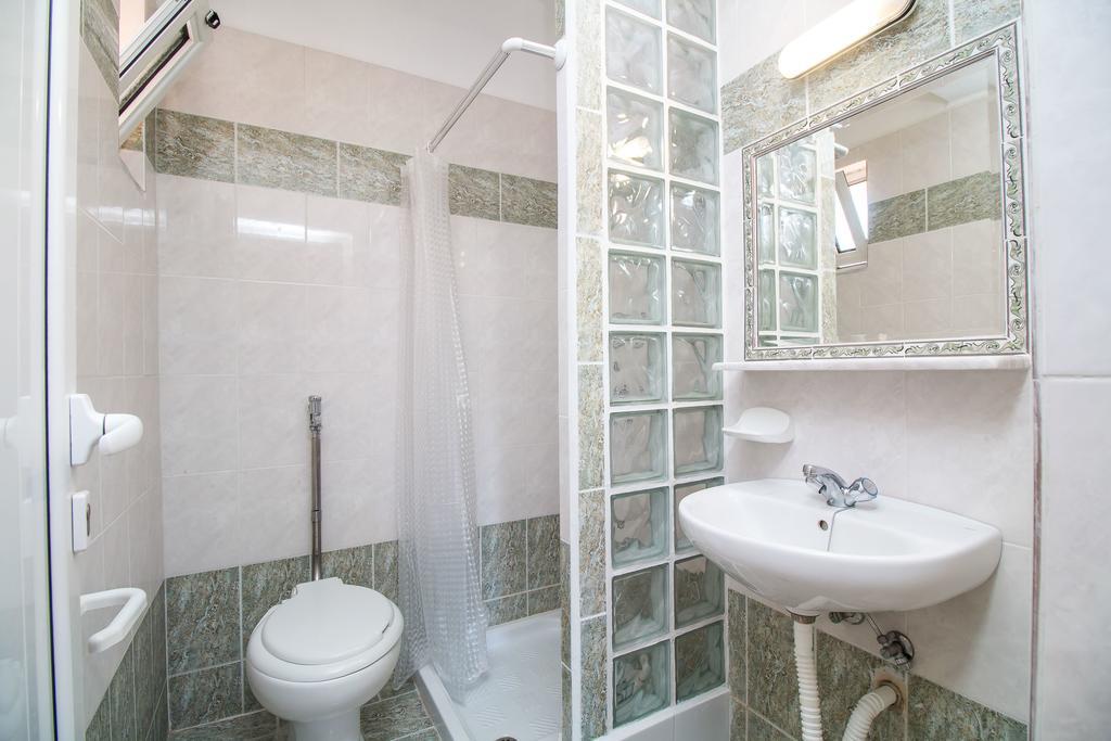 Mosaic Gardens Apartment Faliraki Bagian luar foto